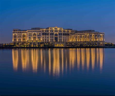 palazzo versace dubai official website.